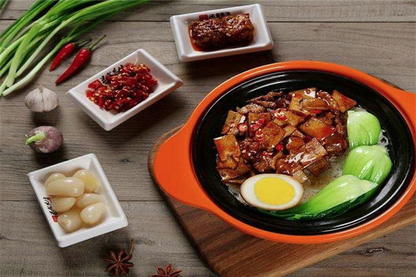 冇小厨煲仔饭
