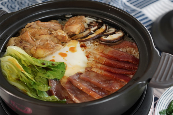 冇小厨煲仔饭