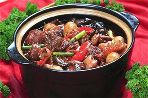 圆圆红砂锅产品 门店图片