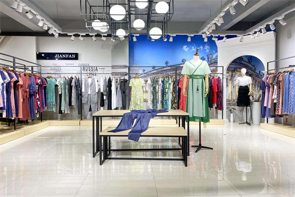 伊百丽女装产品 门店图片