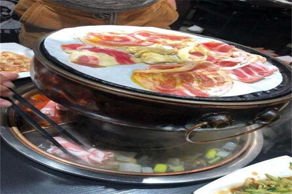 王三火锅烤肉加盟