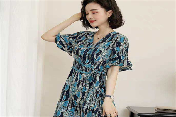 伊百丽女装产品 门店图片