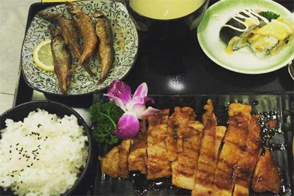 寻味先生日式简餐产品 门店图片