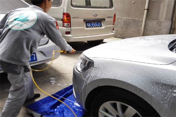 迅捷德上门洗车