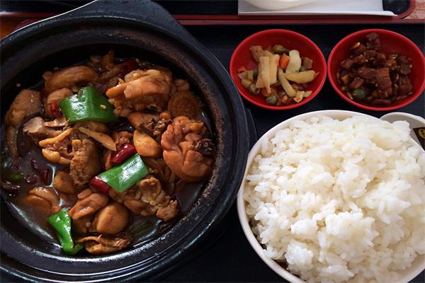 壹品黄焖鸡米饭产品 门店图片
