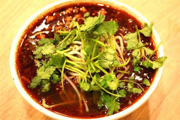 雅安市冒菜酸辣粉产品 门店图片