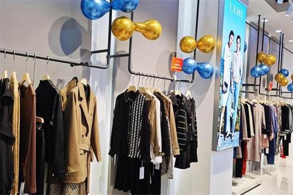 雅秒女装产品 门店图片