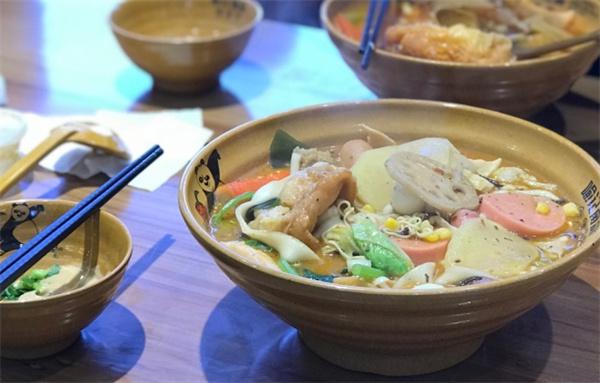 瑜记麻辣烫产品 门店图片