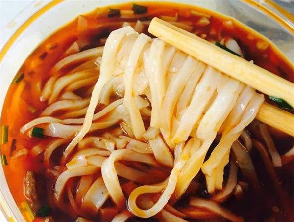 瓮安辣鸡粉产品 门店图片