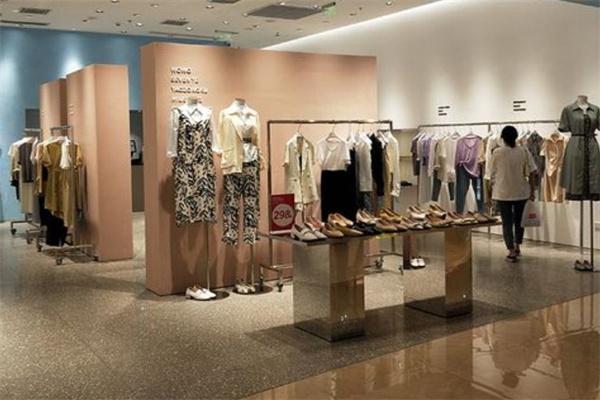 雅贤女装产品 门店图片