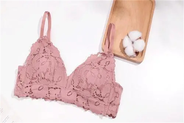 月亮鑫内衣产品 门店图片