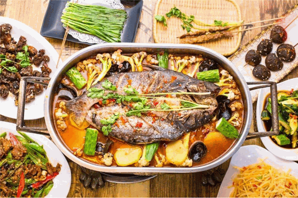 鱼见你烤鱼主题餐厅