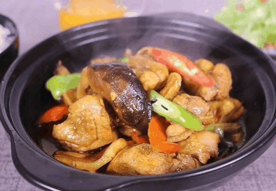 宋小七石锅鸡米饭