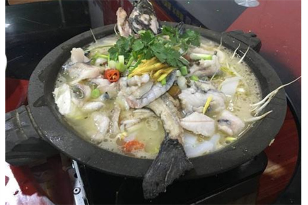 一品湘石锅鱼产品 门店图片