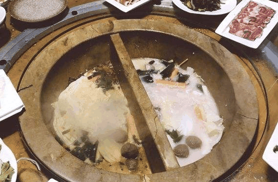 云南蒸汽石锅鱼