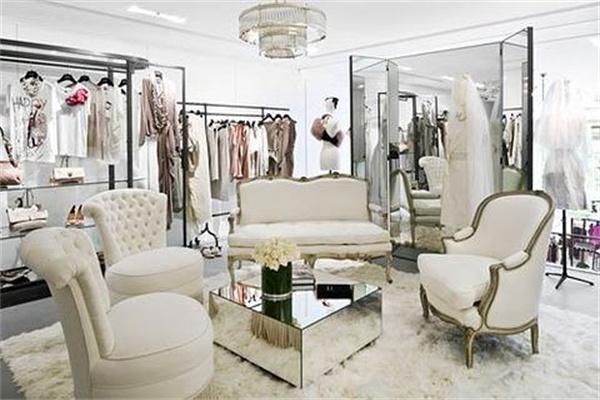 展·菲儿服装产品 门店图片