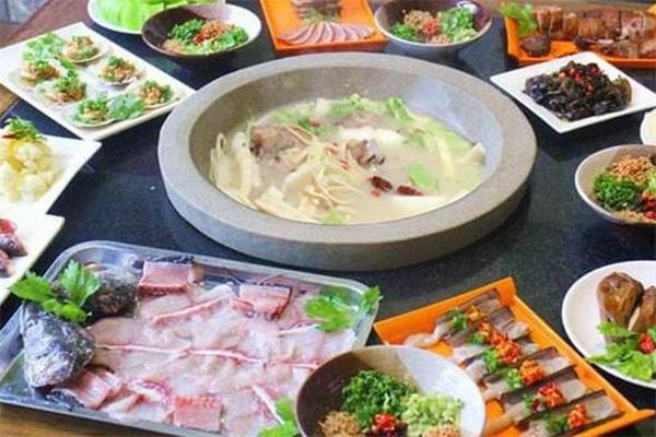 鑫渔蒸汽石锅鱼产品 门店图片