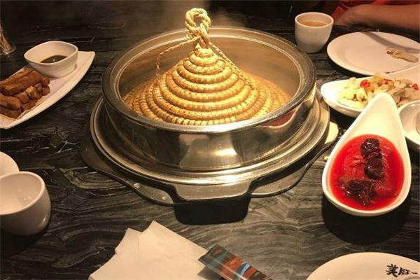 美厨老爹泉水蒸汽石锅鱼
