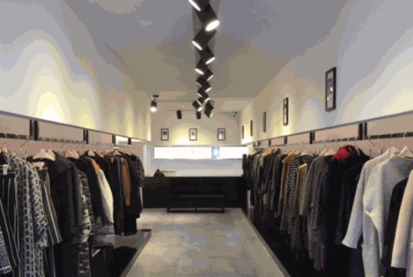 周仕依林女装产品 门店图片