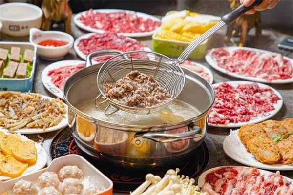 越来越牛潮汕火锅产品 门店图片