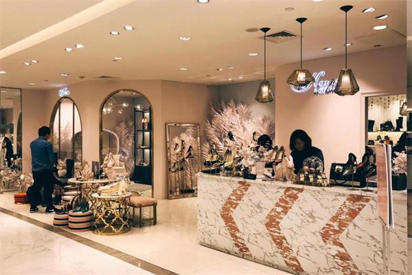 73小时女鞋产品 门店图片