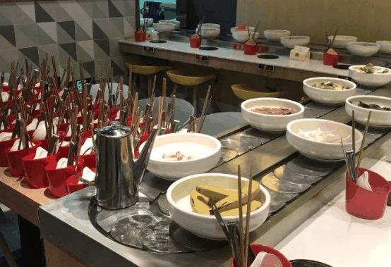 薇爱吧自助旋转小火锅