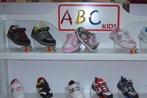 abc kids童装产品 门店图片