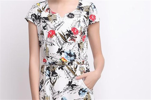咏瑶女装产品 门店图片