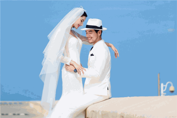 钟爱一生婚纱摄影