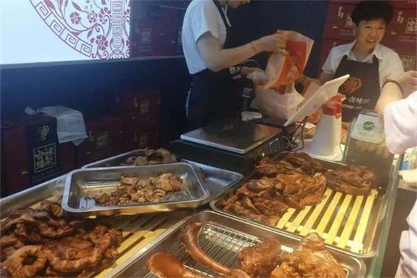 勇爸爸卤味坊产品 门店图片