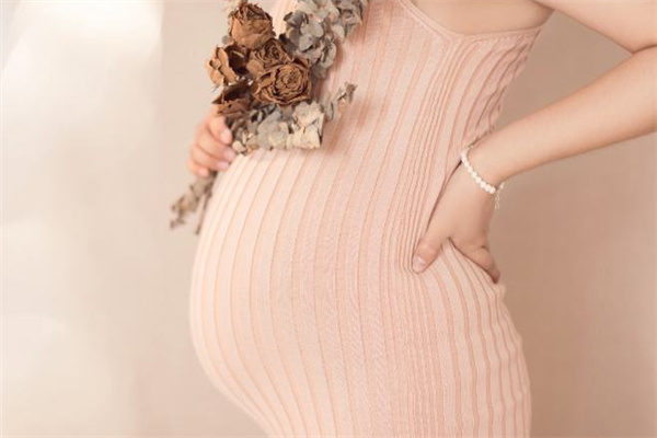 孕妈妈服装产品 门店图片