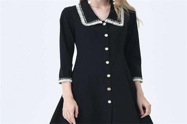 emu女装产品 门店图片