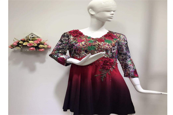 一枝花女装产品 门店图片
