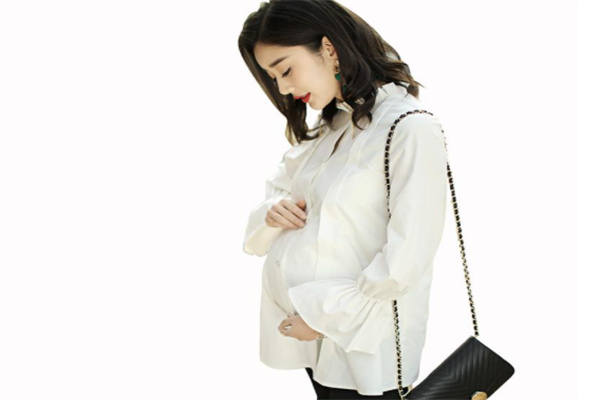 孕之依服饰产品 门店图片