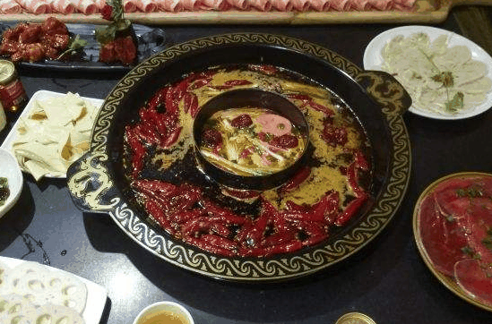 小龙渝重庆火锅