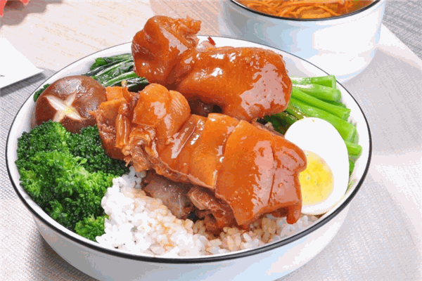 隆昌猪脚饭