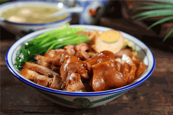 隆昌猪脚饭