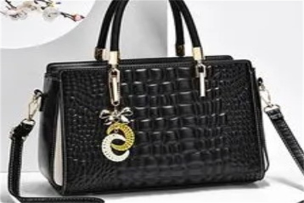 优哈优哈女包产品 门店图片