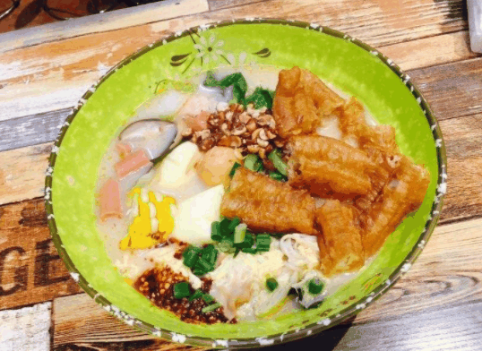 煮汤世家骨汤麻辣烫
