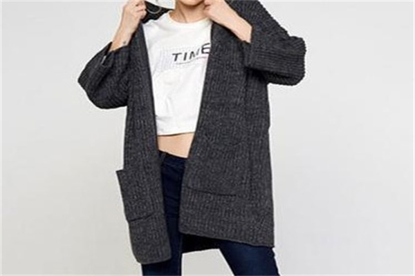 优骏女装产品 门店图片