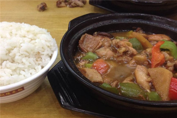 彭德楷黄焖鸡米饭
