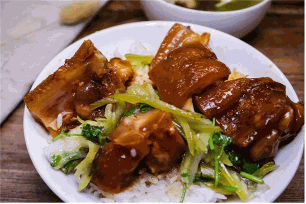 老龙猪脚饭