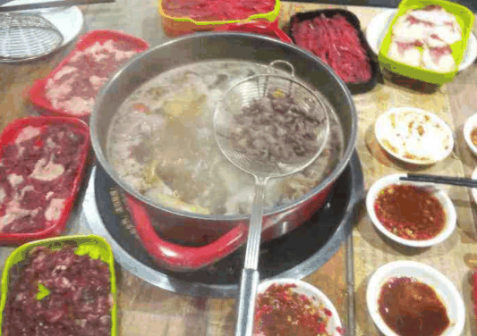 彩鹿牛肉火锅