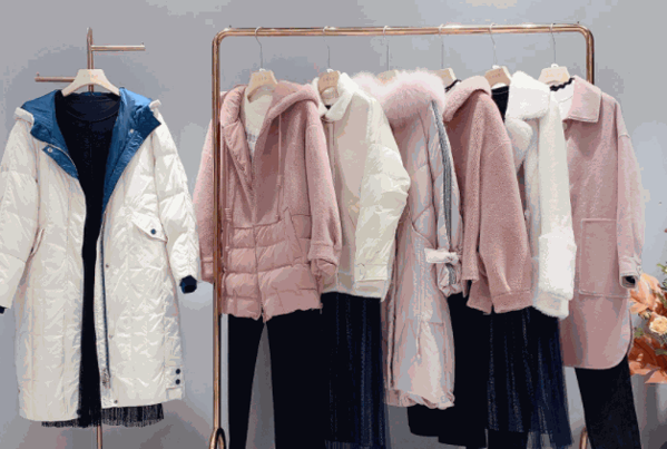 卓越女装产品 门店图片