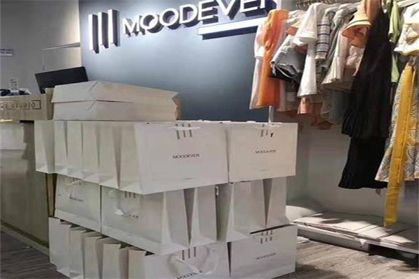 moodever女装产品 门店图片