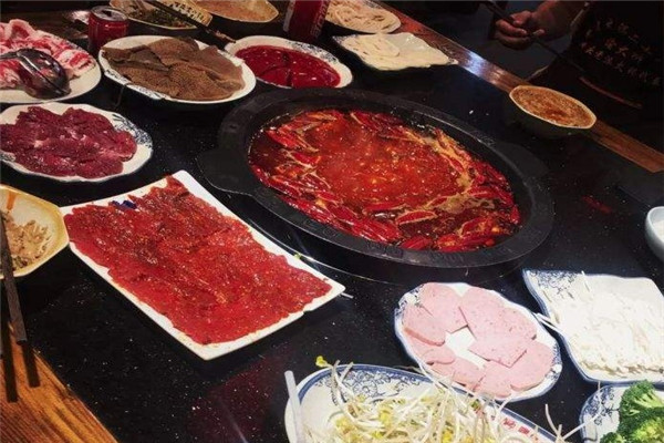 渝大狮老火锅