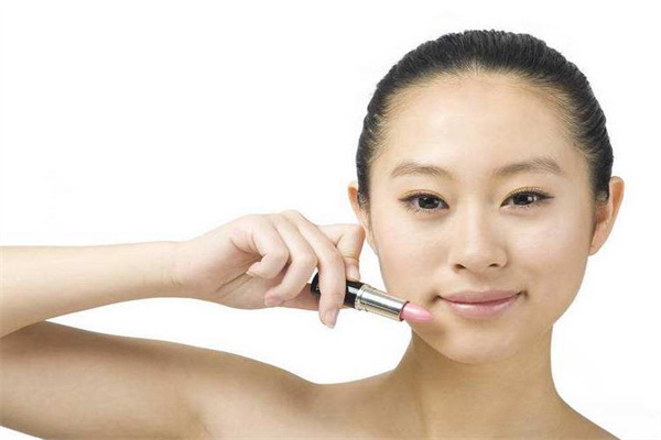 pose 美容产品 门店图片