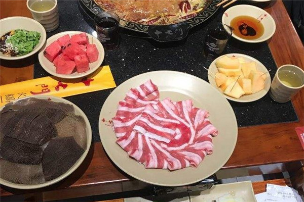 十七门老火锅
