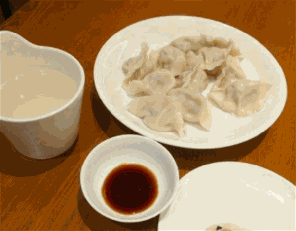 东方饺子王