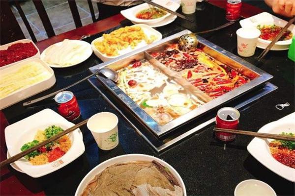 碟滋味串串香火锅